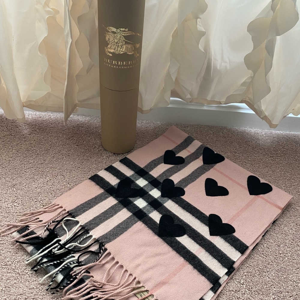 Pink Burberry scarf with hearts